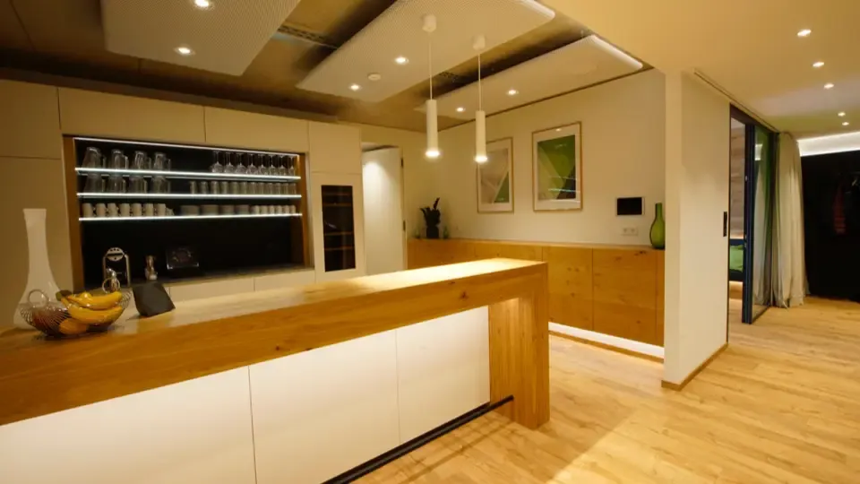 Privathäuser & Wohnungen